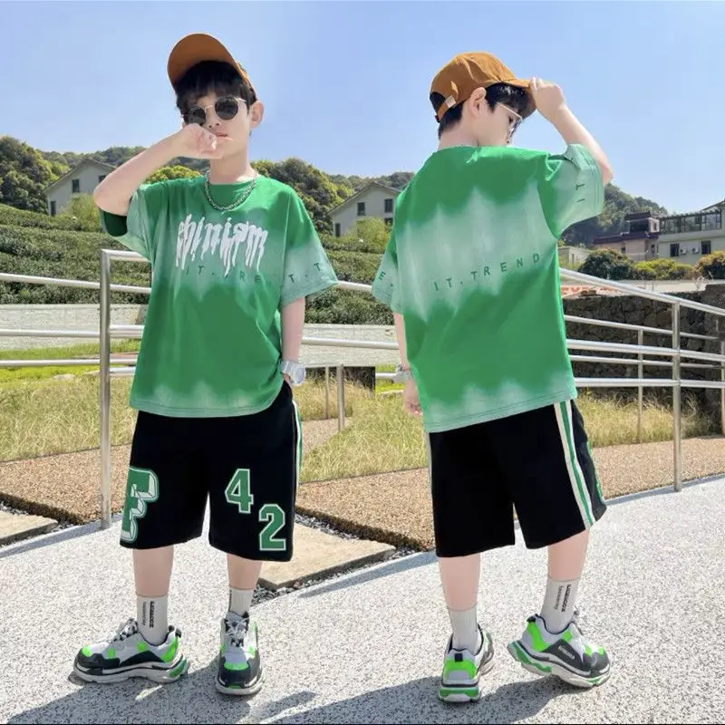 

Summer Children's Set for Boys New Edition - a two-piece set of top and pants for middle and senior children's sports boys