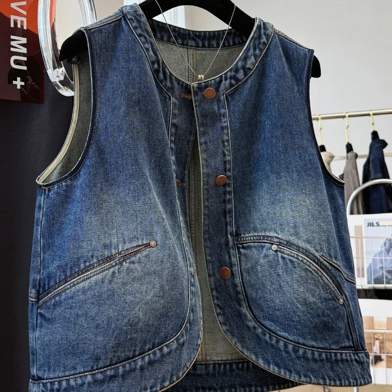 เสื้อกั๊กยีนส์ดีไซน์ย้อนยุคสไตล์ลำลองสำหรับผู้หญิง แขนกุด เหมาะสำหรับฤดูใบไม้ร่วง