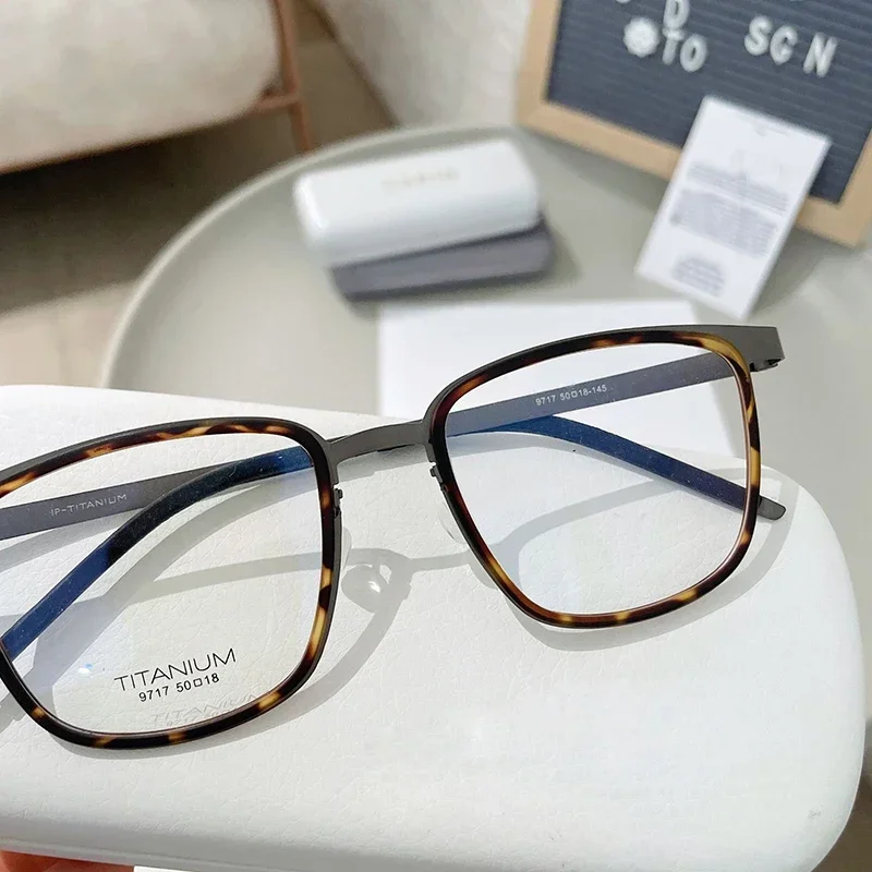 

Pure Titanium Optical Frames Retro Square Spectacle Screwless Eyeglasses Ultralight Myopia Hyperopia Glasses for Man LIND9717