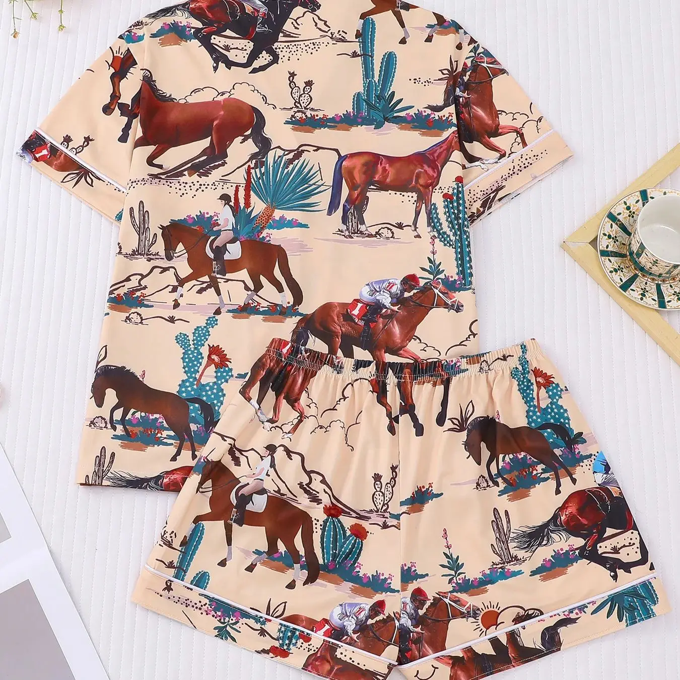 Retro Printed Desert Horse Riding Pajamas, Light Apricot Bottom Women's Lapel Cardigan, Elastic Waist Shorts, Home Decor