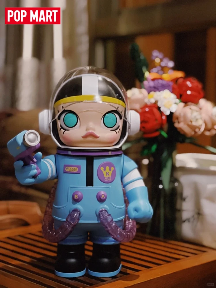 

Оригинальная коллекция POPMART MEGA SPACE MOLLY 400% "SPACE" (A-Z) "B" Blueberry Space: Сладкая и стильная эстетика, праздничный подарок