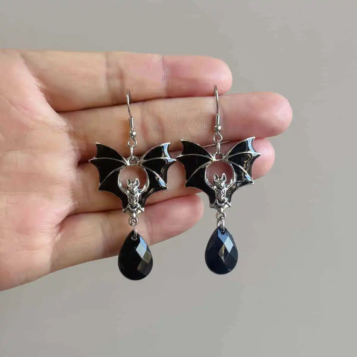 Vampire Bat Earring…
