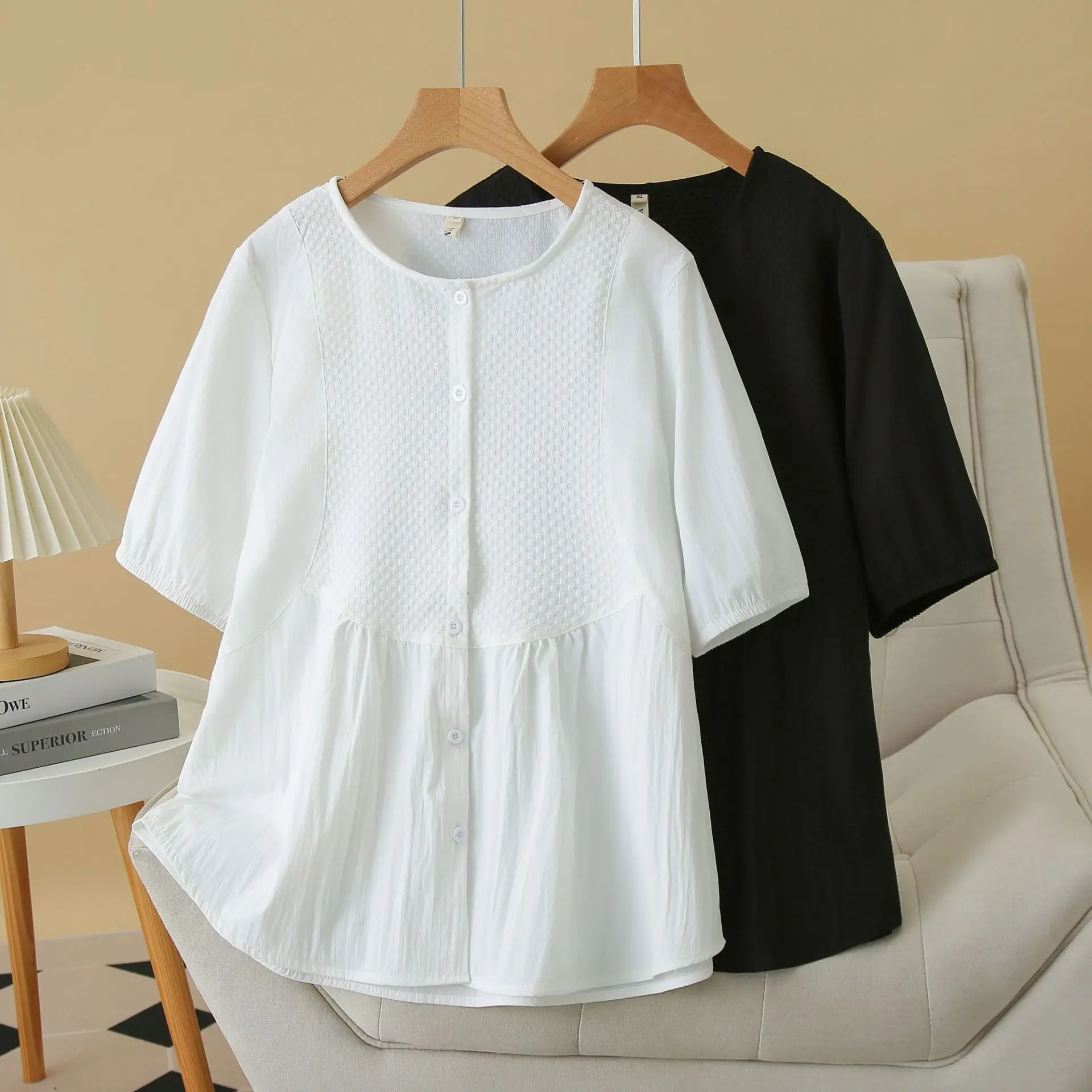 2025 blusas femininas plus size verão novo em torno do pescoço emenda camisa de manga curta 100kg topo 056