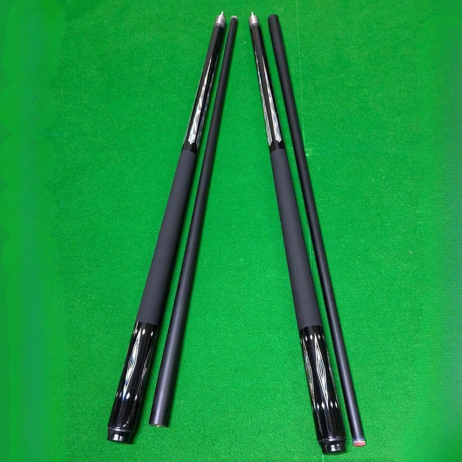 Billiard Supplies Carbon Pool Cue Stick 13mm Tip Durable Detachable Professional Equipment for Men Women Training