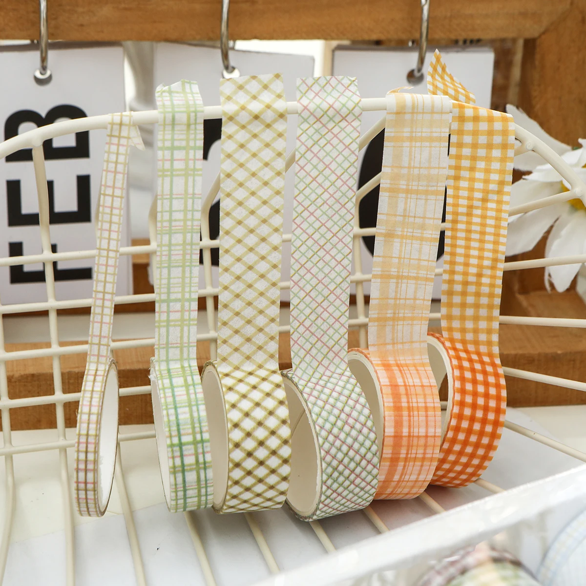 32 لفة/صندوق من شريط اشي منقوش ملون، مجموعة متنوعة من الشريط الزخرفي المنقوش ومواد تزيين الكتب، هدايا للأصدقاء