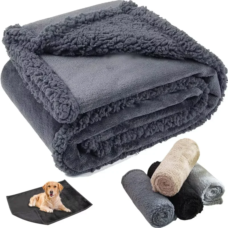 Soft Comfortable Warm Pet Sleeping Blanket Flannel Lambskin Dog Blanket Thicken Waterproof Cats and Dogs Mat Dog Accessories