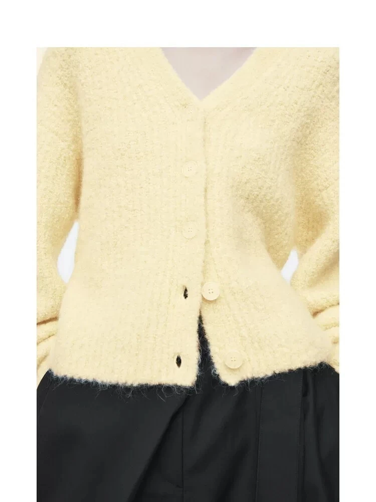 YY1316 ZA25 เสื้อผ้าผู้หญิงใหม่สำหรับฤดูใบไม้ร่วงและฤดูหนาว สีเหลืองนม เสื้อคลุมไหมพรมเนื้อนุ่ม หลวม สบายๆ สไตล์ตะวันตก