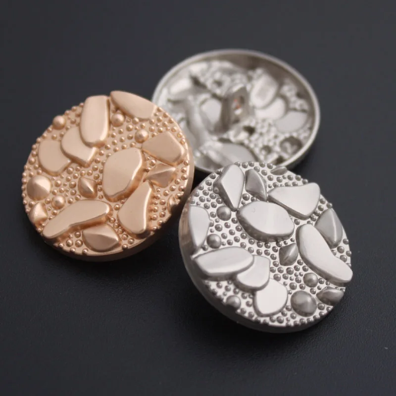 6Pcs/lot 18-25mm  High-grade sand gold silver black animal button coat windbreaker suit decorated with round buttons C252