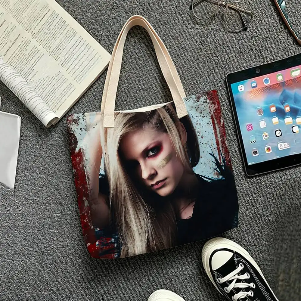 Singer Punk A-Avril Lavigne, Tragetasche aus Leinenmischgewebe, Baumwolle-Polyester, wiederverwendbar, umweltfreundlich, Handtasche, Aufbewahrung, Einkaufstasche, für den täglichen Gebrauch. – Detail 14