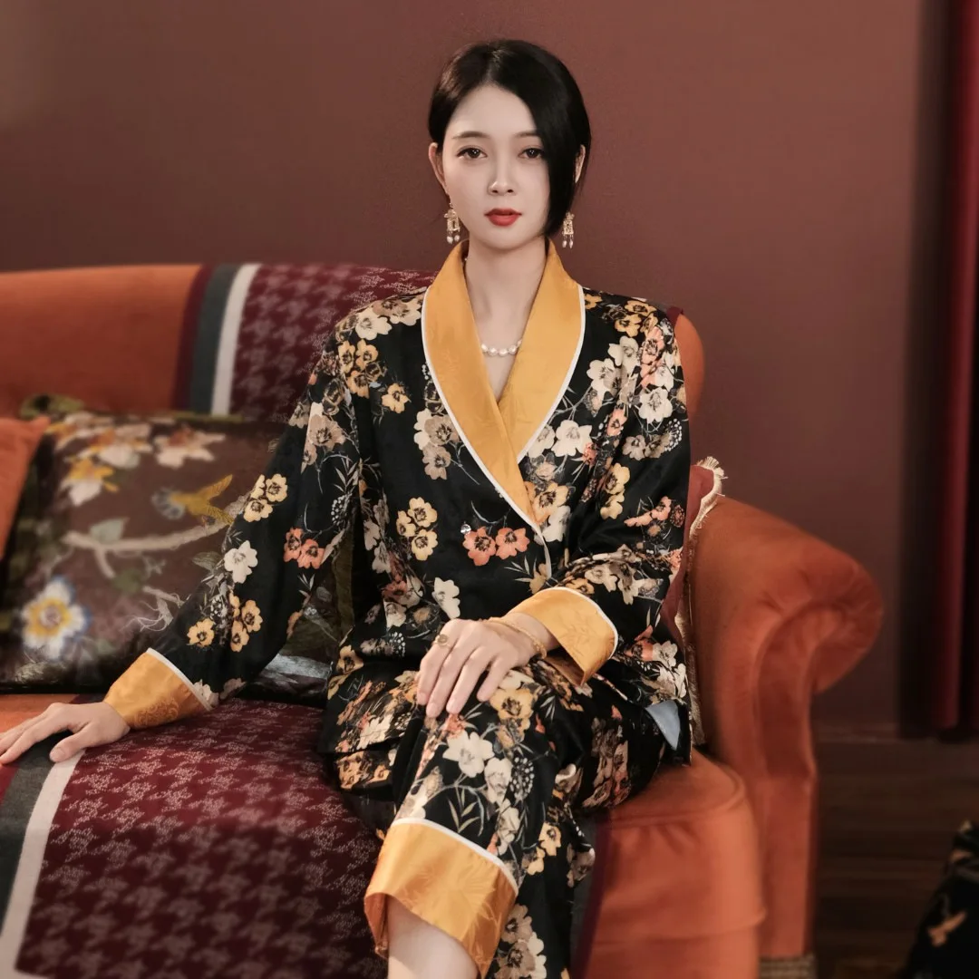 

Spring Autumn New Satin Double Breasted Women Floral Pajamas Sets Vintage Female Leisure Night Sleeping Outfits Sleepwear