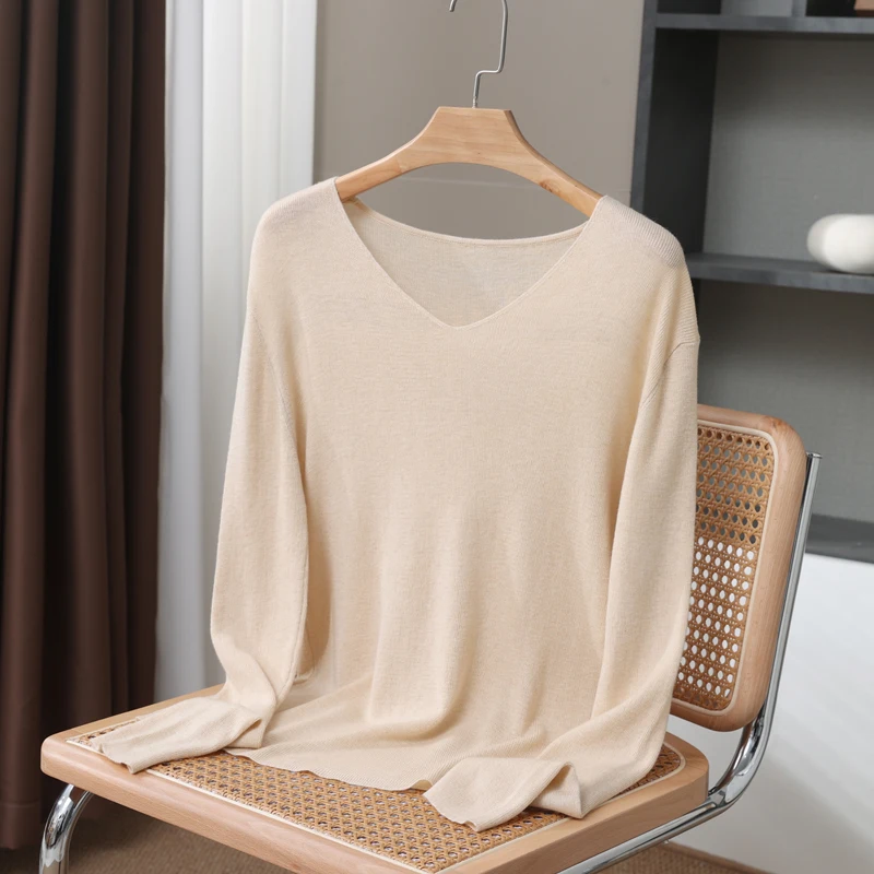 Spring and Autumn New V-neck Solid Color Wool Knitted Bottom Shirt Women's Slim-fit Long-sleeved Pullover Sweater with Simple