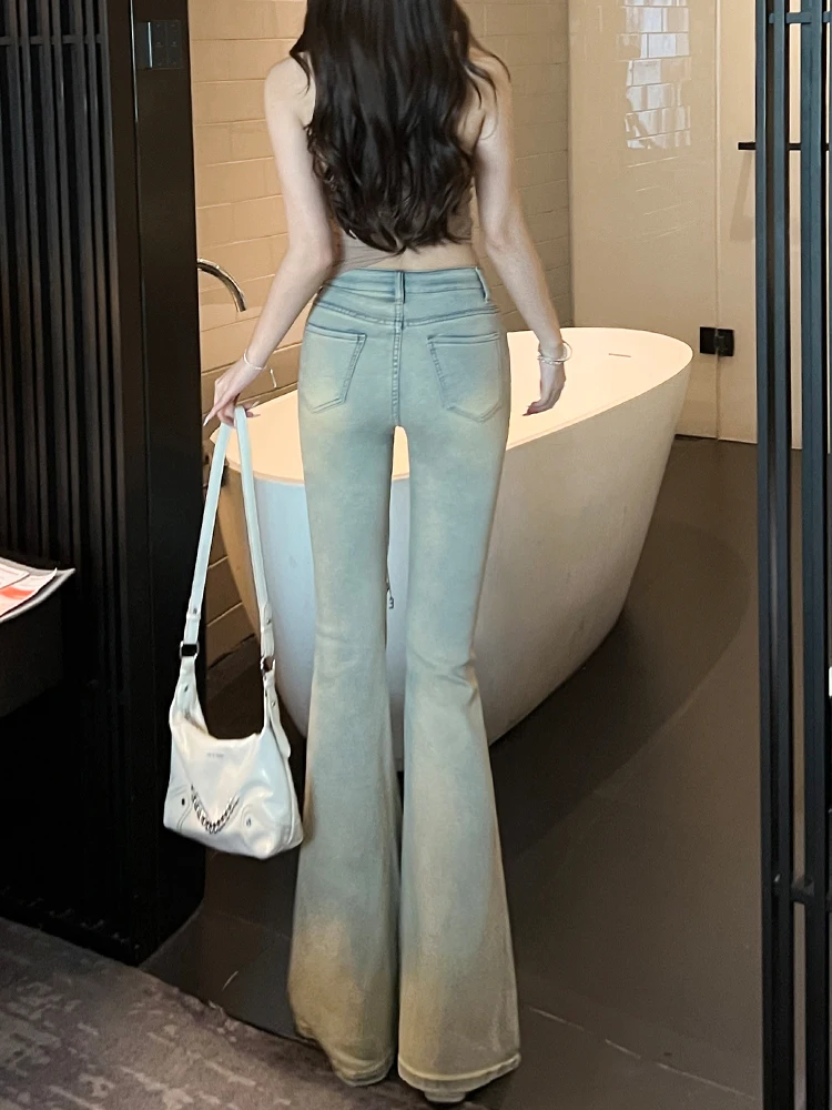 กางเกงยีนส์ขาบานไมโครสีฟ้าอ่อนสําหรับผู้หญิงเอวสูงปี 2025 ฤดูร้อนกางเกงทรงเข้ารูปเทรนด์