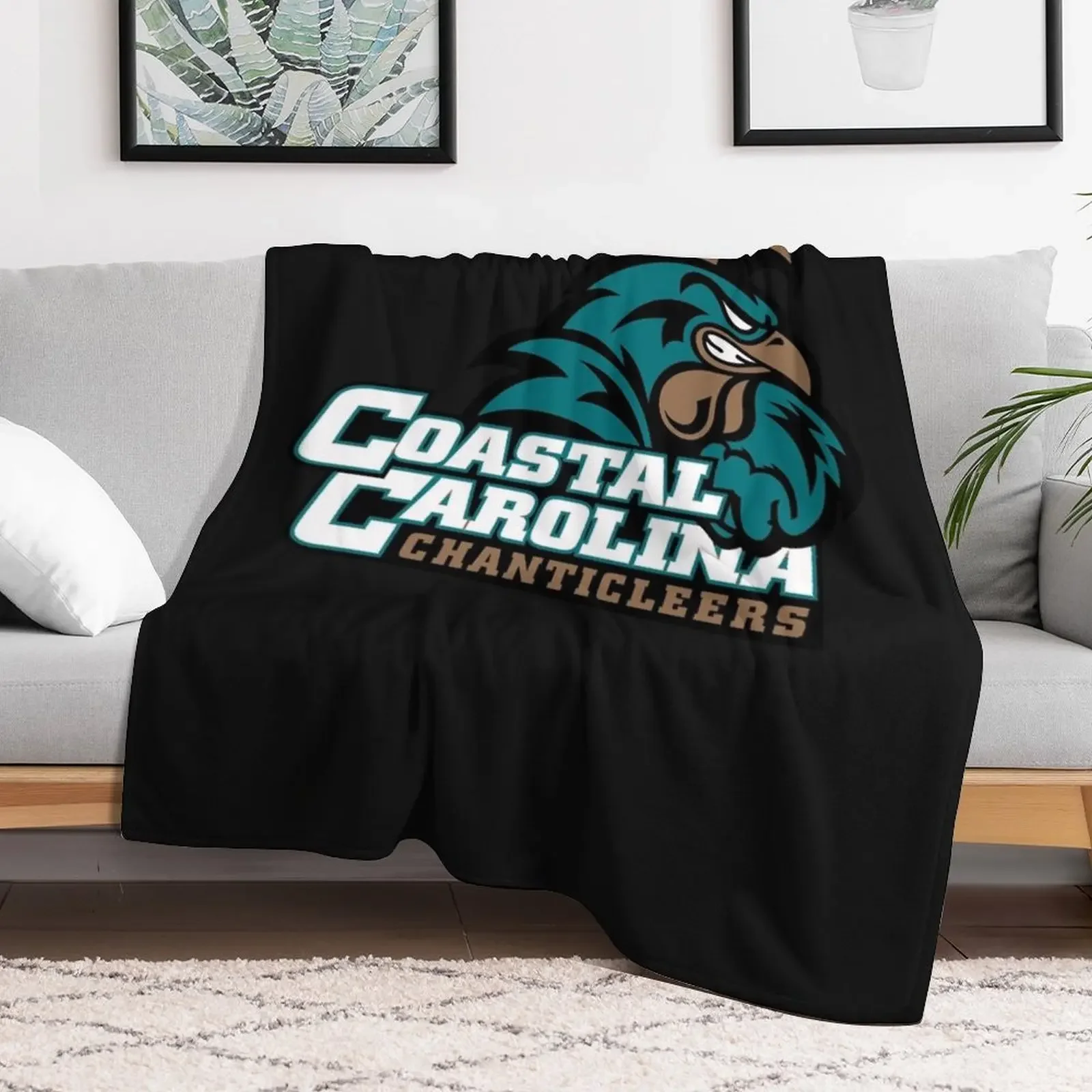 Coastal Carolina Chanticleers Essential T-Shirt Throw Blanket Moving warm winter christmas gifts Extra Large Throw Blankets