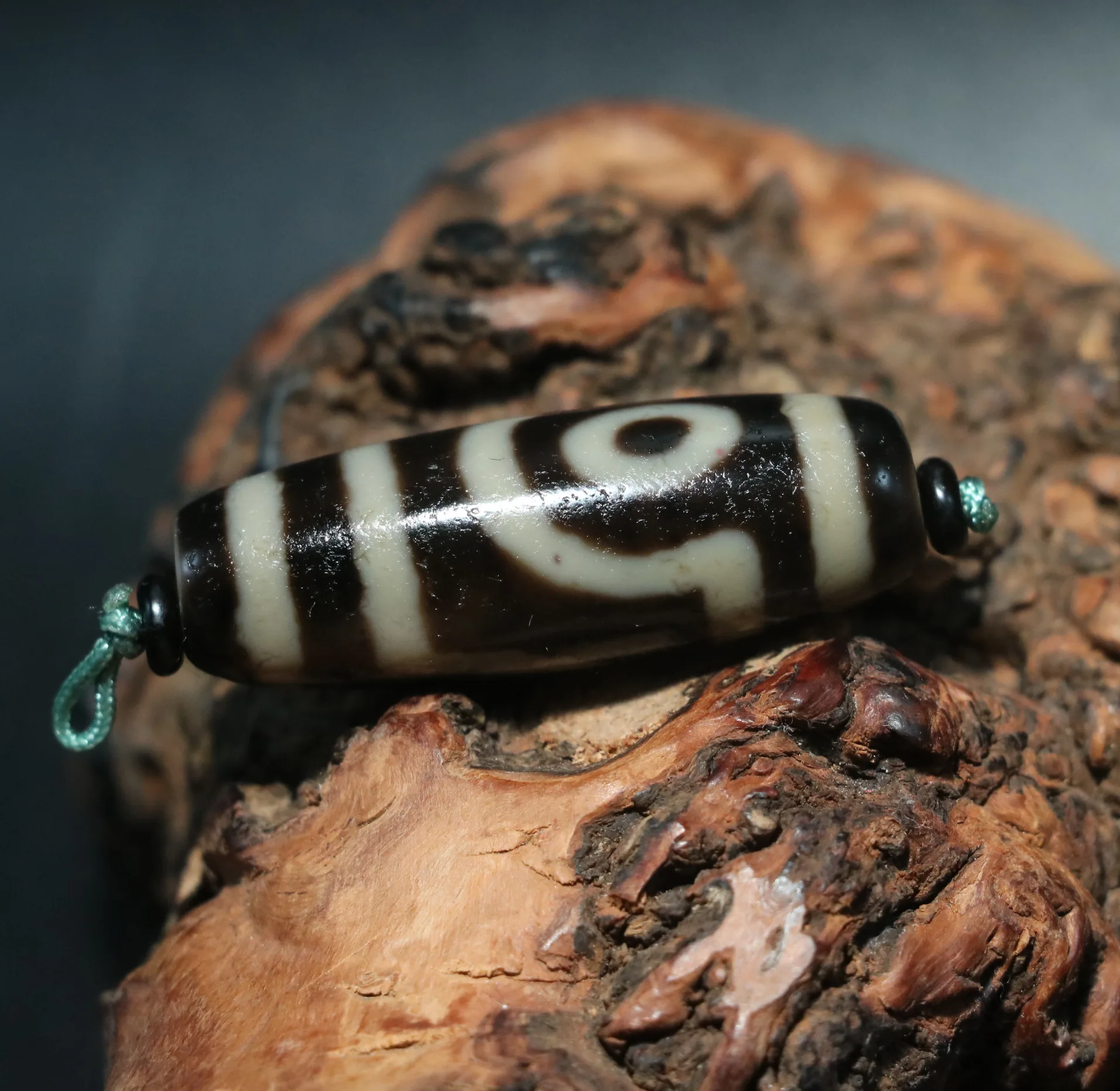 Ultra Energy Tibetan Old Agate Ivory Color Heaven&Earth dZi Bead Top 5A++ SAQ LKbrother Talisman