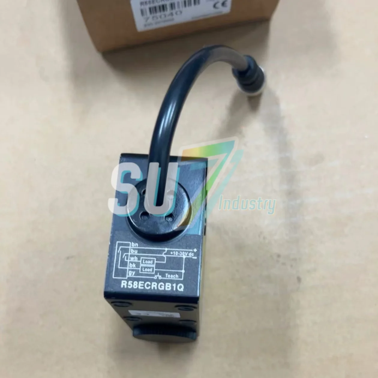 مستشعر ألوان التبديل الكهروضوئي جديد وأصلي R58ECRGB1Q R58ECRGB2Q