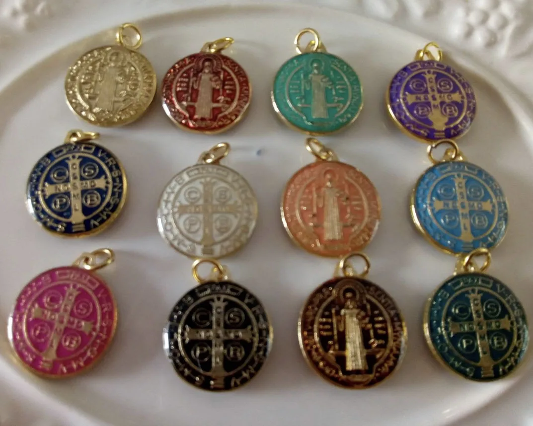 50 pcs Religious Set of multicolor Saint Benedict Medals Catholic   Gold Plated SB Medal Coin San Benito Favors Gifts