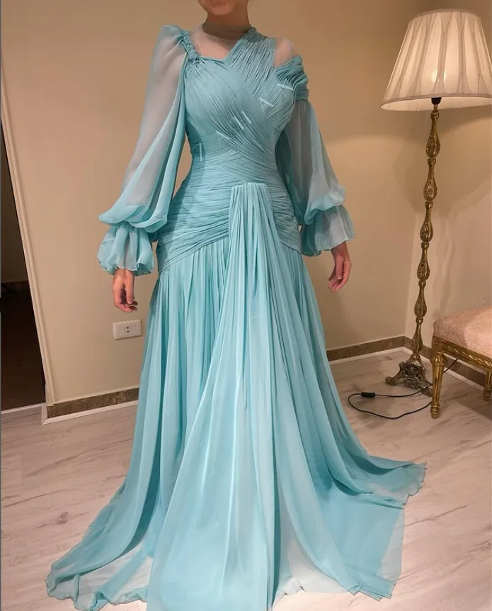 Mintblaue muslimische Abendkleider für den Abschlussball, gerüscht, plissiert, Chiffon, langärmelig, Abendpartykleid, Pastrol Unis maßgeschneidert