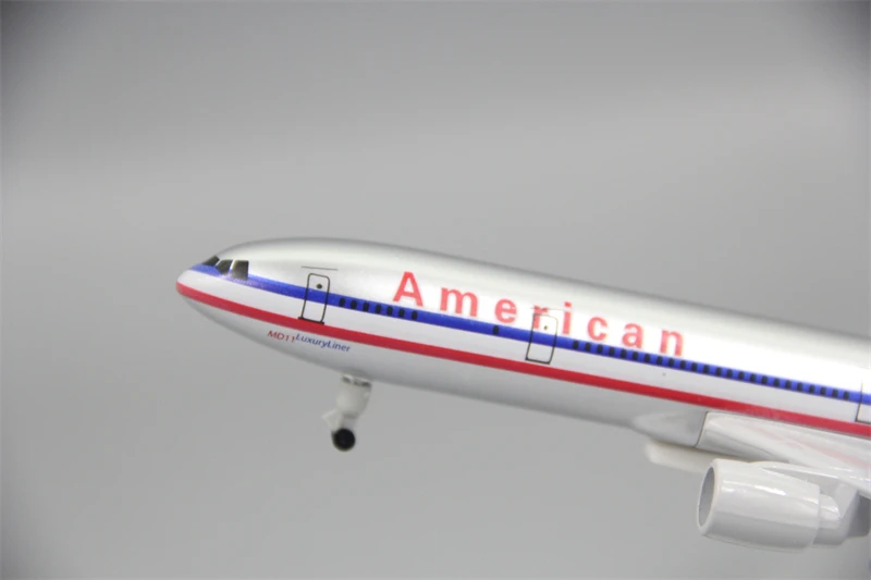 20CM US MD-11 MD11 Aircraft Model Toys with Base Alloy Diecast Airplane Adult Fans Collection Gift Souvenir