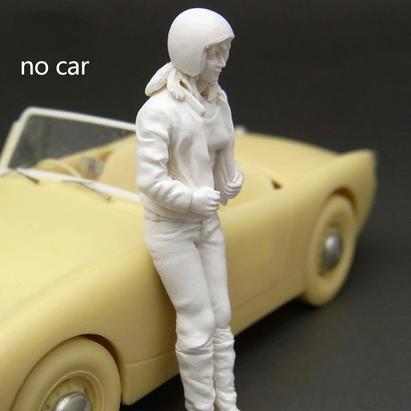 1/35 Scale Resin Figure Figure Full Body Model Kit Girls Wearing Jackets Two Ends GK Model Play Unassembled  Unpainted DIY Toys