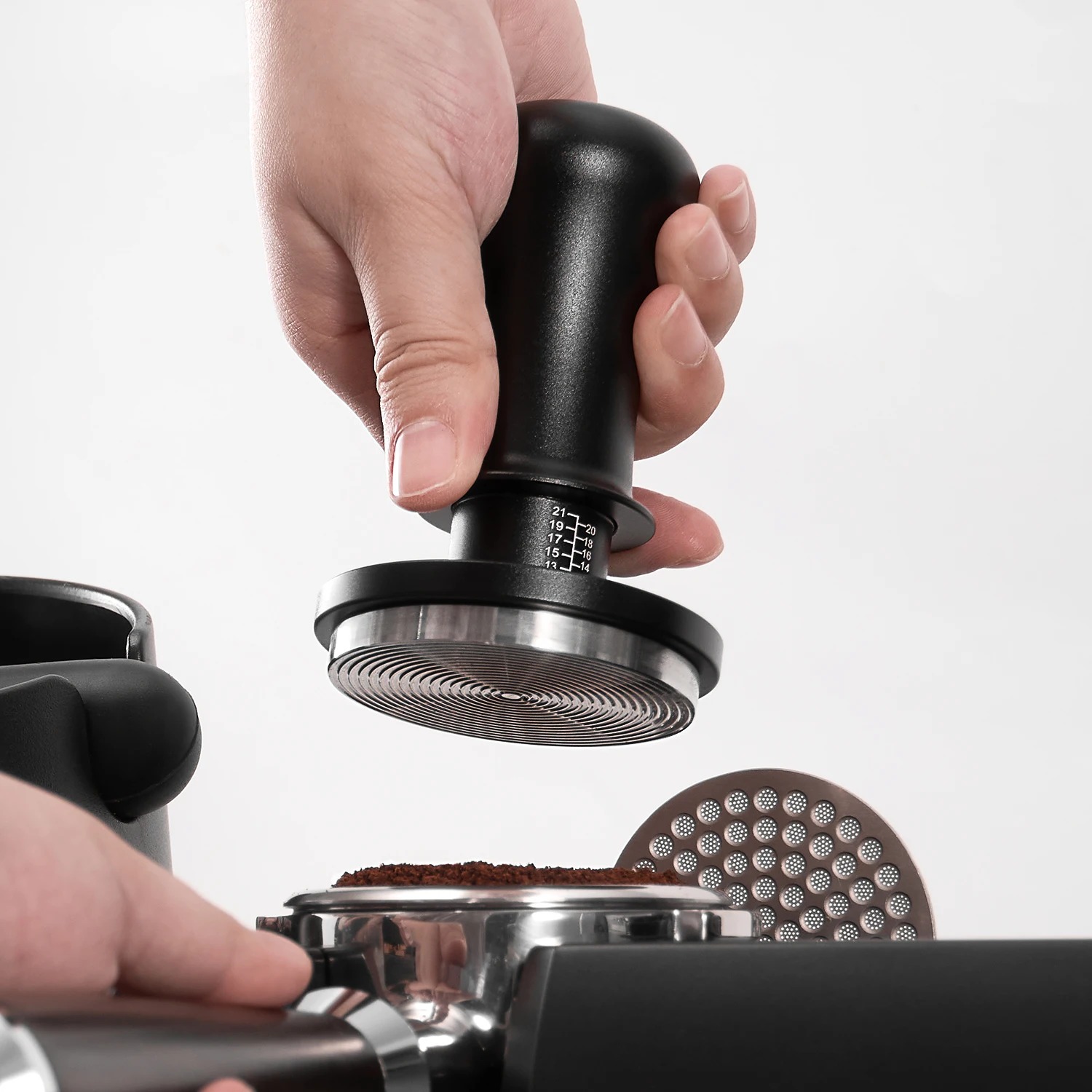 باريستا مكبس ذاتي التسوية زنبركي محمل قهوة اسبريسو ضغط ثابت 30 رطل مع مقياس واضح 51 مللي متر 53 مللي متر 58 مللي متر