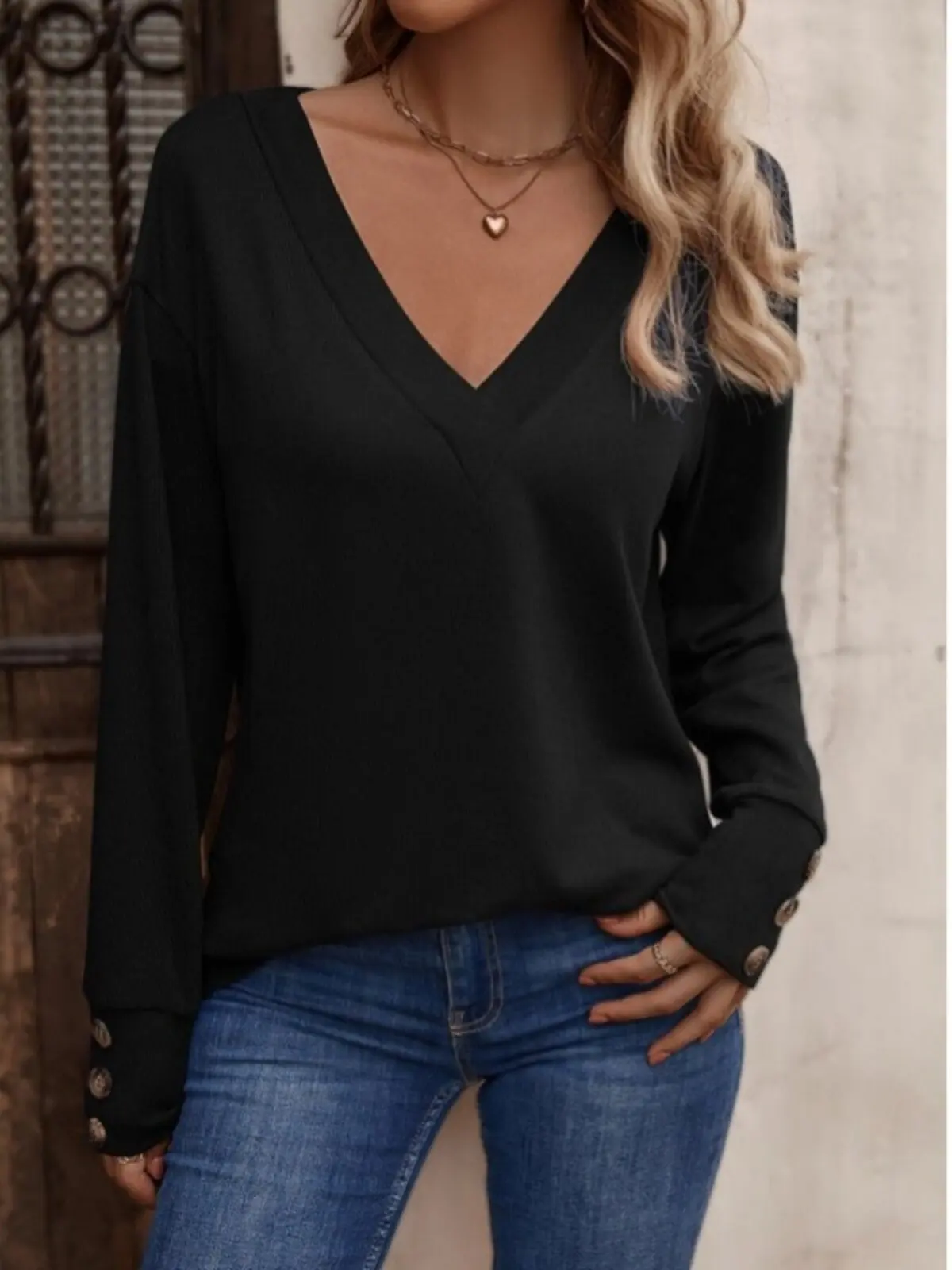 Women's Black Gothic Emo V-Neck T-Shirt Y2K Gyaru Long Sleeve T-Shirt Korean style Vintage Loose Tee Top for Women Autumn 2026