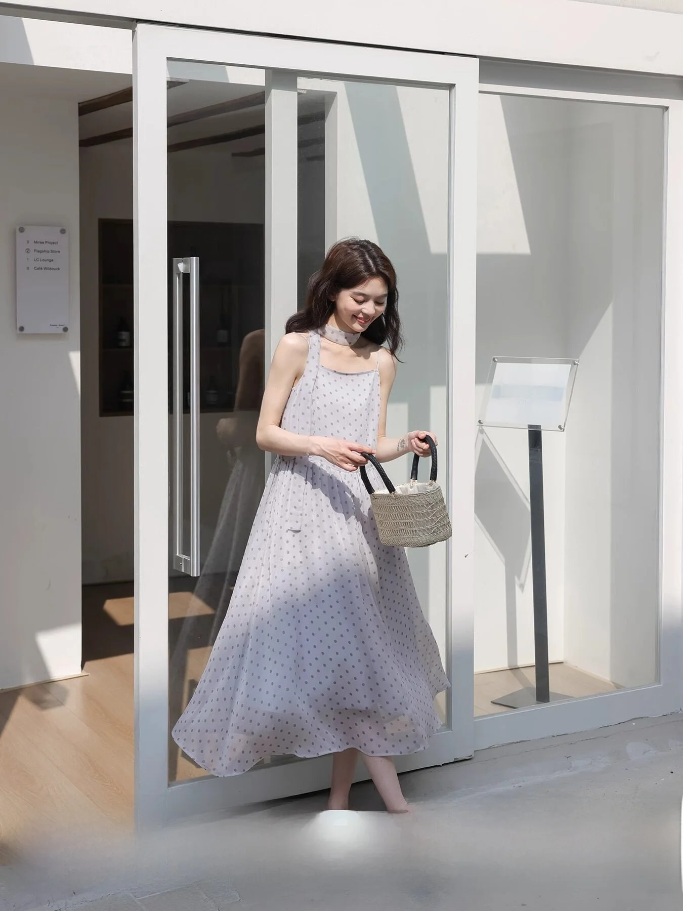 

Marilyn Polka Dot Halter Dress Women Elegant Skirt No Flower Polyester Fiber Spring Summer Casual Style Sleeveless