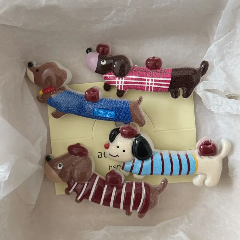 

2pcs Cute Dachshund Dog Hair Clips Women Minimalist Playful Trendy Accessory Stylish Fun Headwear For Girls Casual Daily Outfits