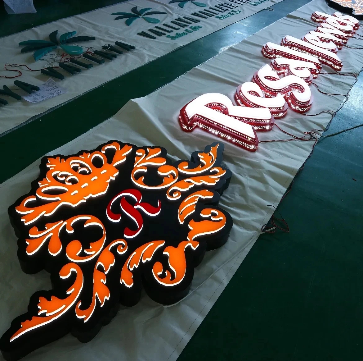 Customized Outdoor Metal Backlit LED Logo 3D Side Punched Letter Lighting Company Commercial Sign Illumination