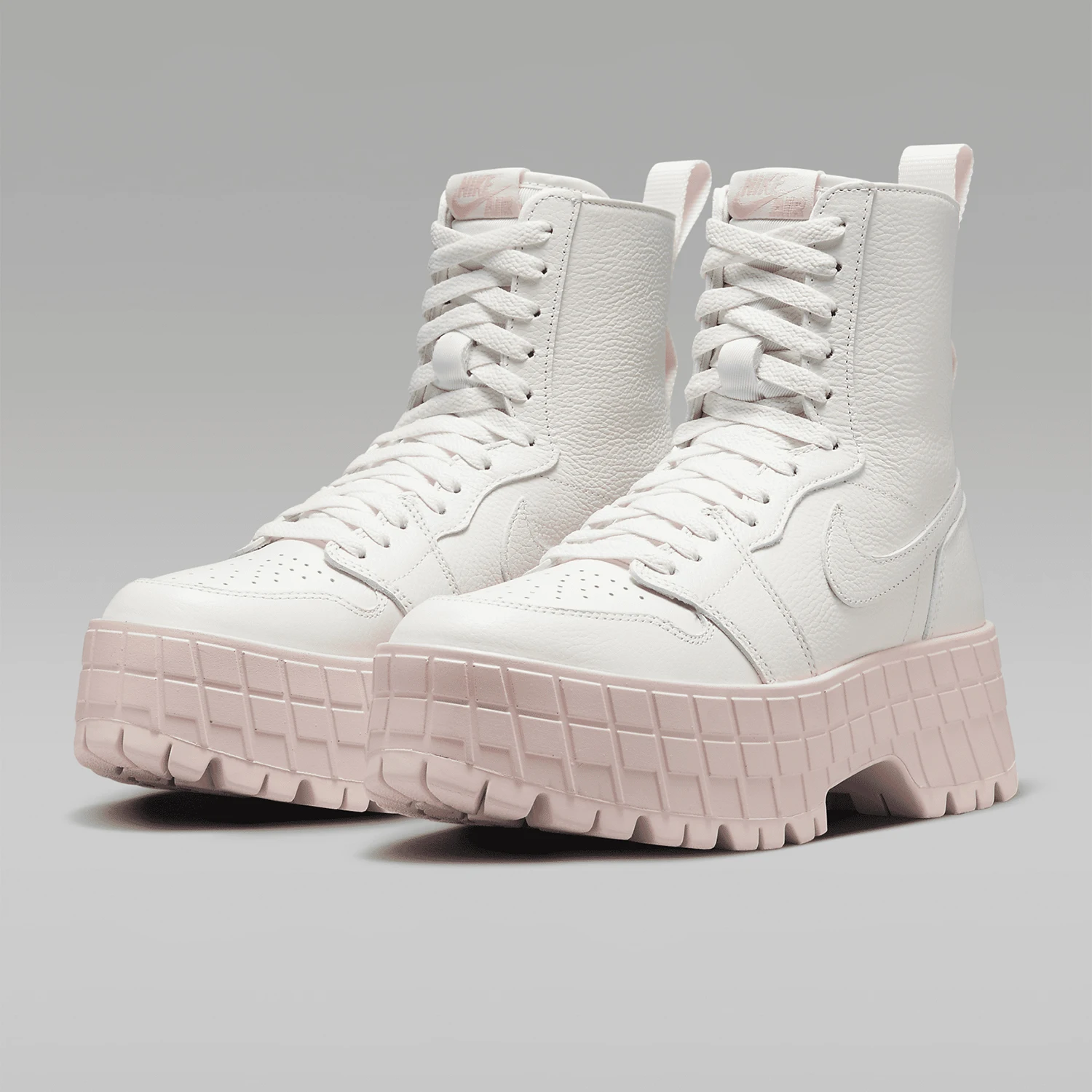 

Nike genuine Air Jordan women's cushioned and durable thick soled short boots FJ5737-116