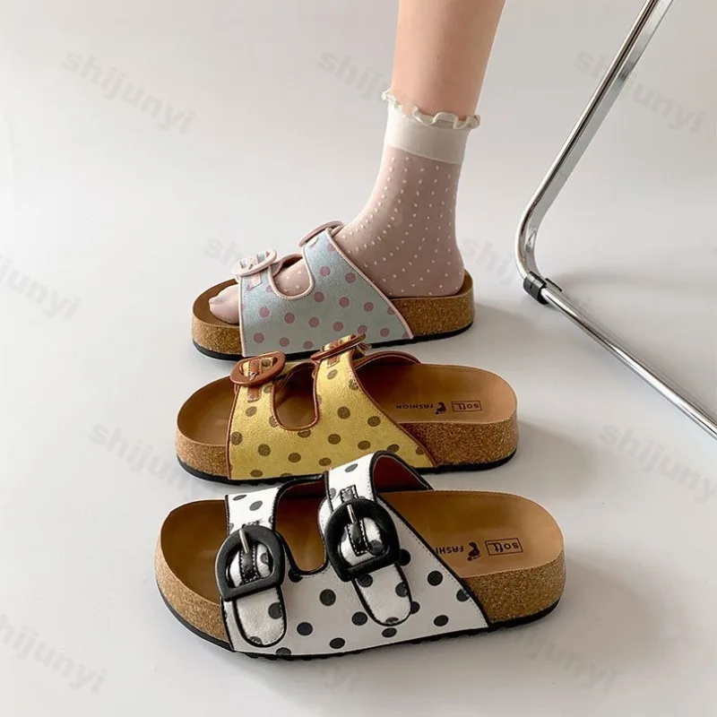 

Fashion Retro Style Thick Soled Slippers for Women‘s Summer 2025 New Height Increasing Outdoor Beach Half Drag Open Toes Sandals