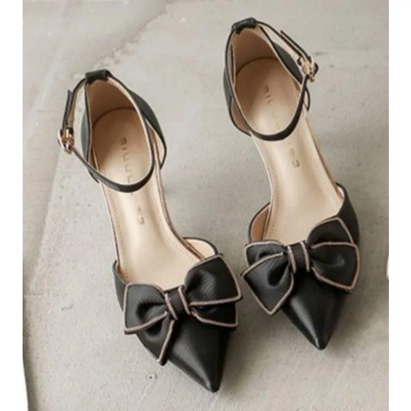 Trend Pointed Toe Butterfly Stilettos Elegant Dress Weddings Bridal Party White Designer Medium Heel Heels Women's Shoes