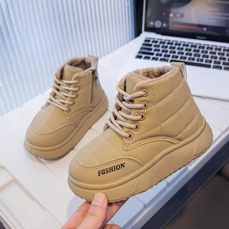 

Kids Winter Boots 2026 New Girls Boys Warm Snow Boots Short Fleece Lined Cotton Shoes Trendy Outdoor Footwear for Cold Weather