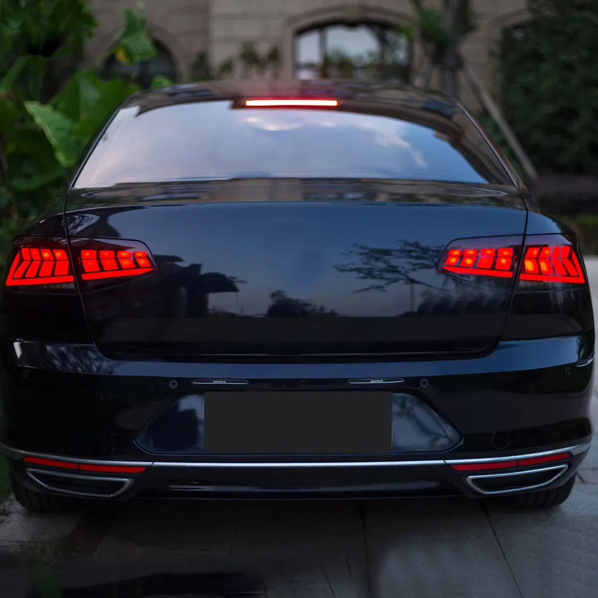 LED taillights for Volkswagen Passat 2017-2019 modified with brake lights and rear fog lights