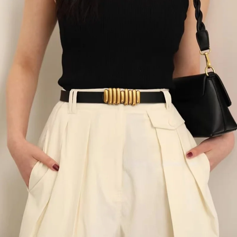 

Новые женские регулируемые кожаные ремни, полосатые ремни, украшение для платья, универсальный дизайнерский женский пояс высокого качества