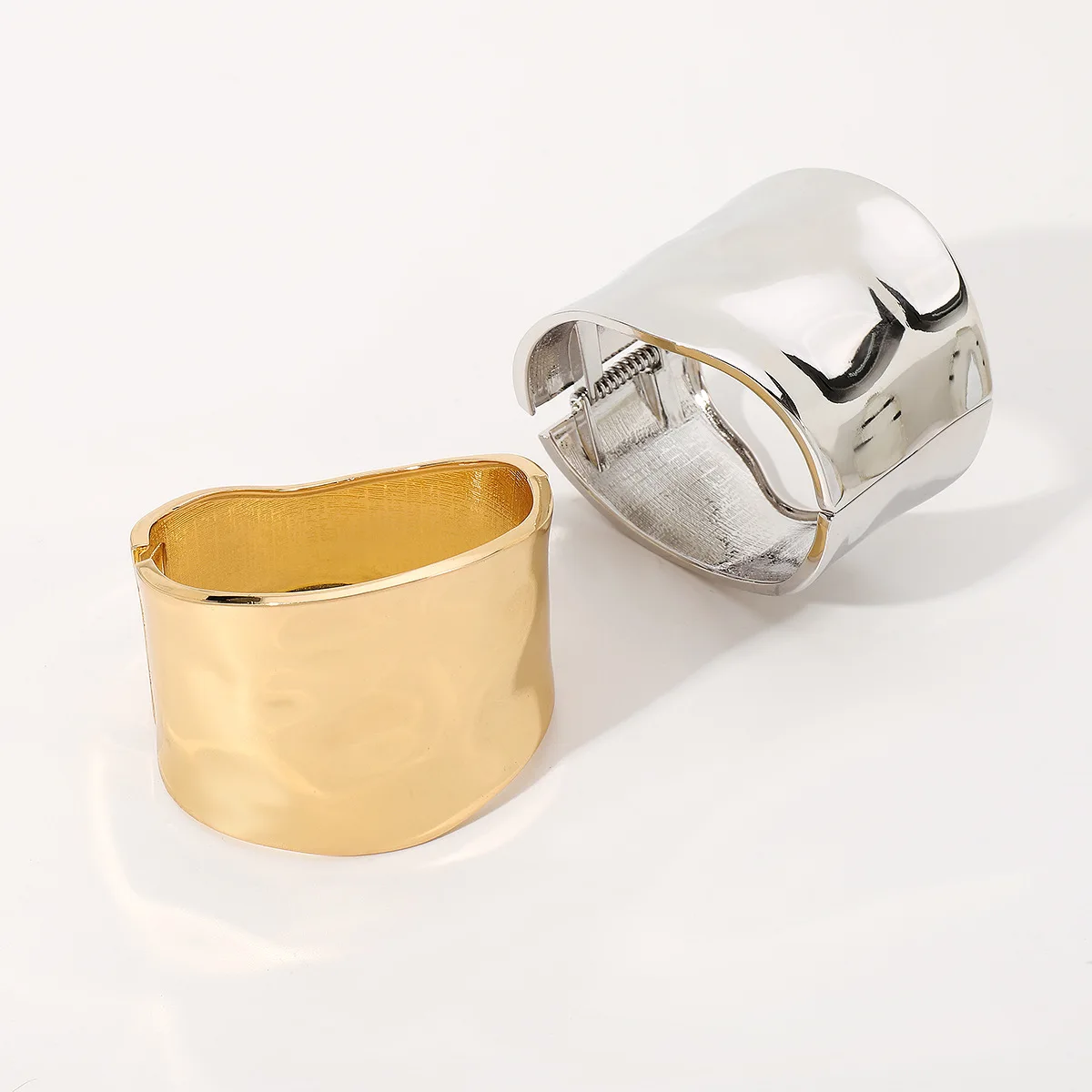 B2377 popular temperament irregular metal bracelet, personalized fashion daily going out stacking jewelry