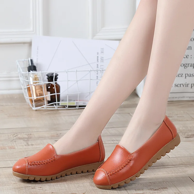 WOIZGIC Women\'s Flats Shoes Comfortable Breathable Slip-On Loafers Fashionable Flats Heel Footwear for Casual Wear