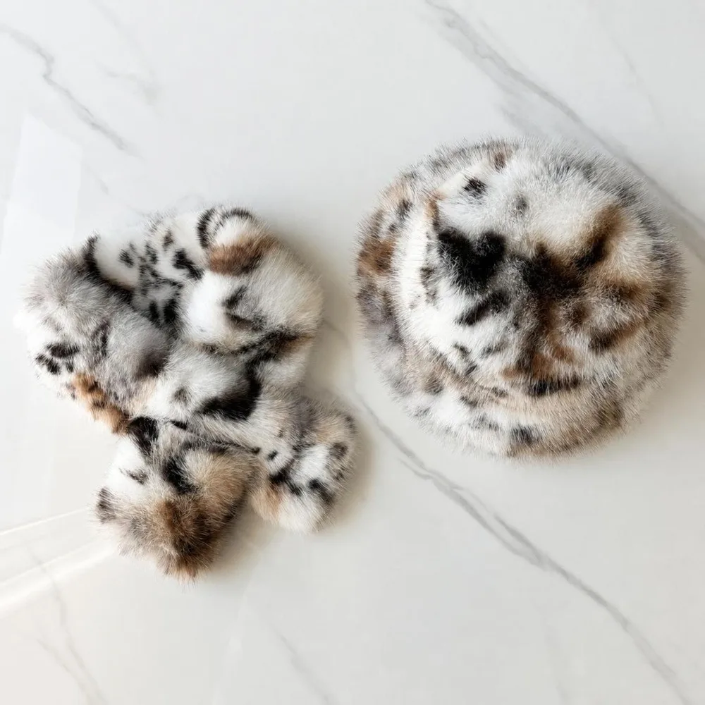 Fluffy Faux Fur Hat Scarf Set Thermal Lining Soft Beret Hat with Scarf Cross Scarf Style Fluffy Winter Hat Set Winter Season