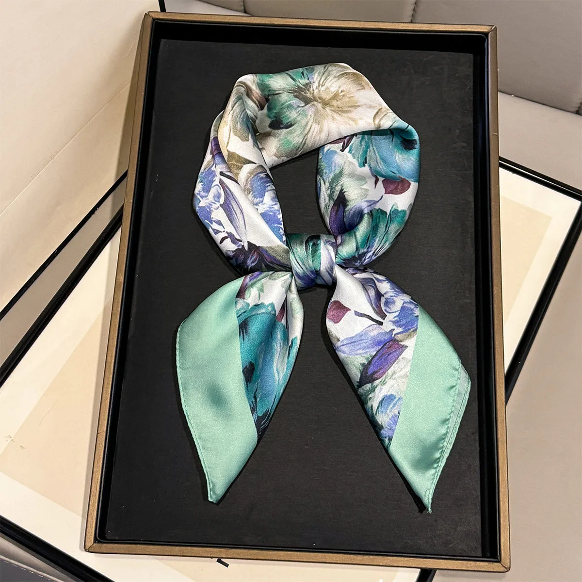 

2026 Floral Oil Painting Print Silk Square Scarf Women Foulard Bandana Soft Satin Hijab Neck Ties Head Scarf Female Neckerchief