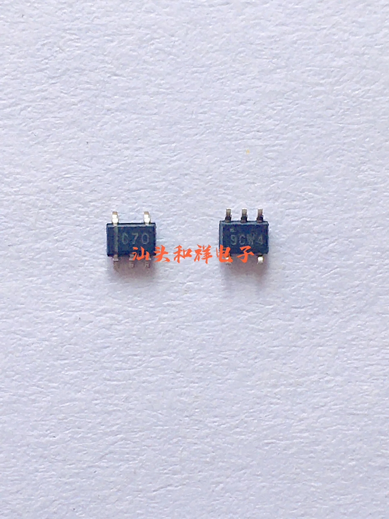 Free shipping   SN74LVC2G17QDCKRQ1 C70 SC70-6      10PCS