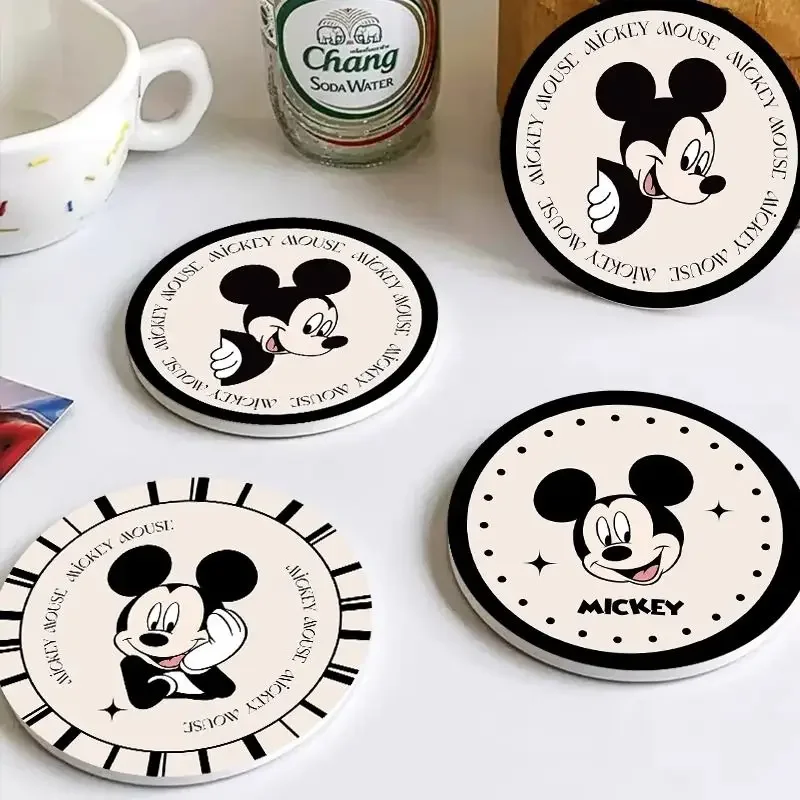 Disney-tapetes antiescaldantes para casa, porta-copos antiescaldantes, tapetes para mesa de jantar, tapete de proteção de bancada, Mickey e Minnie, criativo e fofo