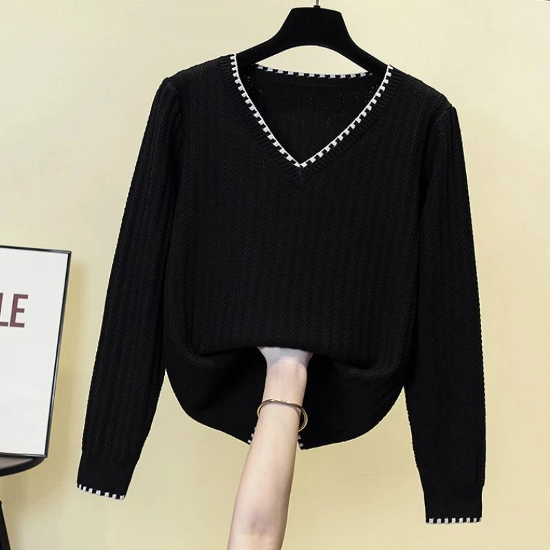 

Loose Slim V-neck Contrasting Sweater Women Autumn Winter Versatile Sweater Base