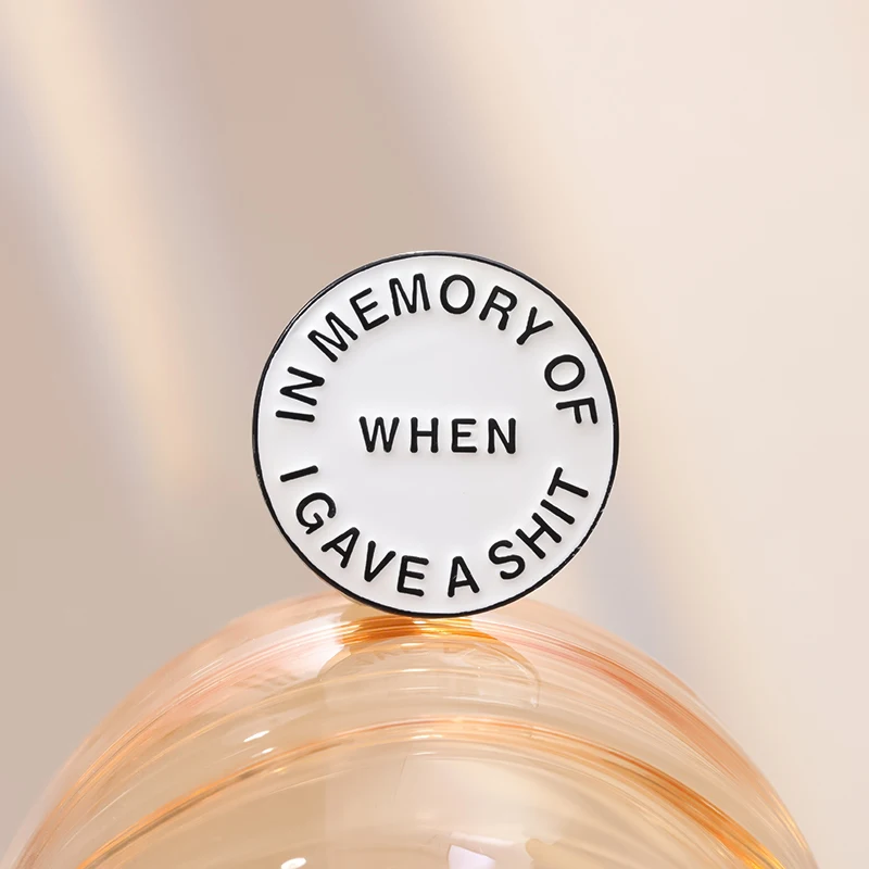 Lustige Sarkasmus-Emaille-Anstecknadeln „I'm Sorry Did I Roll My Eyes Out Loud“, individuelle Zitate, Abzeichen, Broschen, Rucksack, Hut, Schmuck, Accessoires – Detail 4