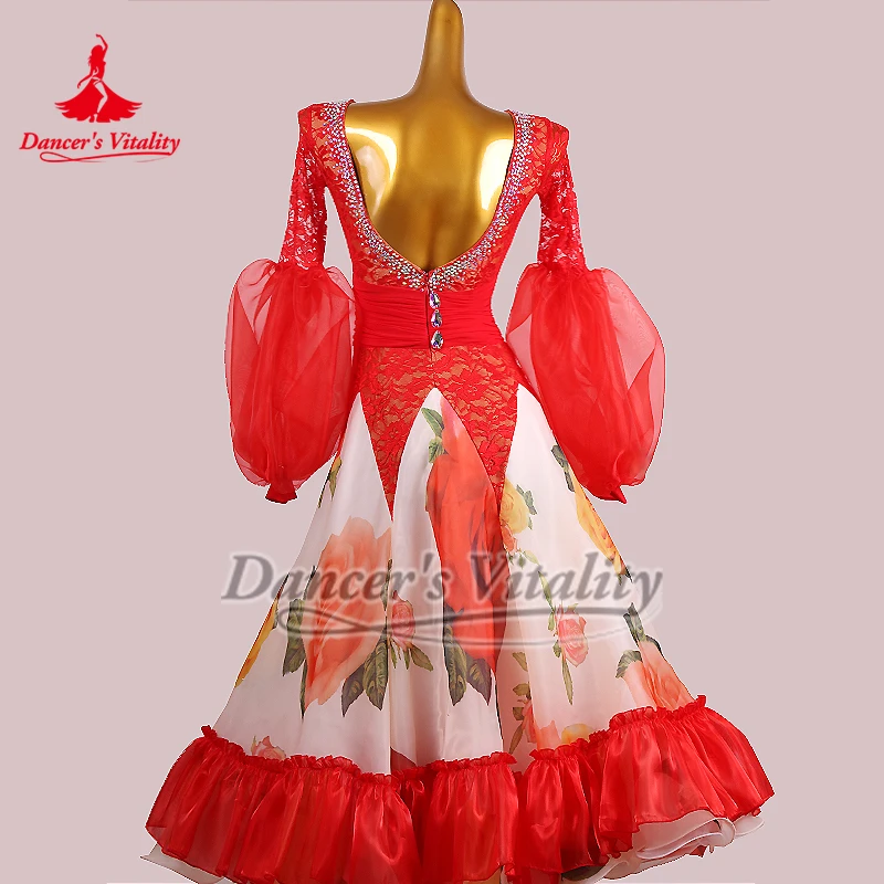 Standaard ballroomdans rode lantaarnmouwen grote schommeljurken hoogwaardige op maat gemaakte volwassen wals tango quickstep prestatiekleding