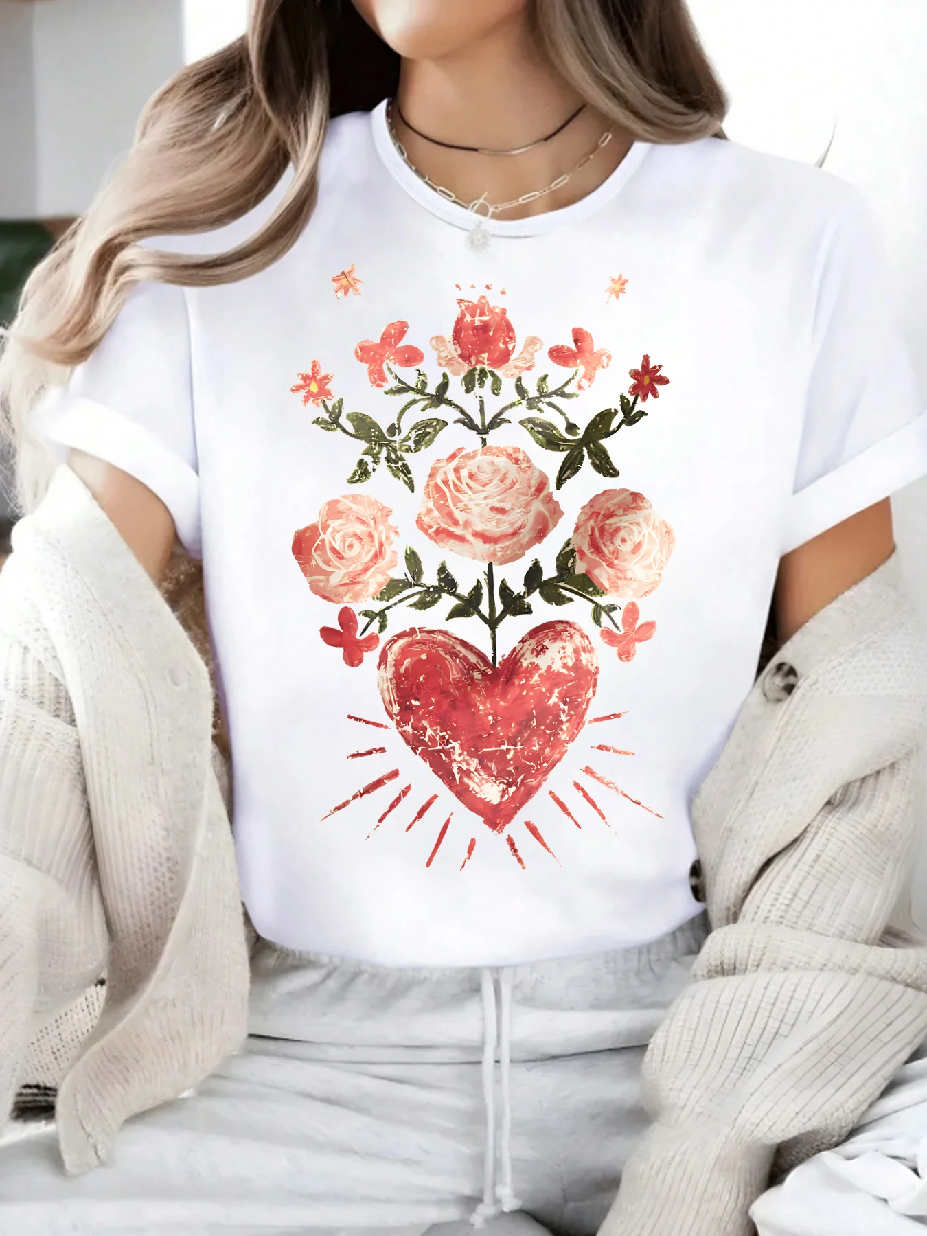 

Rose Plus size women's round neck short sleeve T-shirt with elastic half sleeves and trendy prints