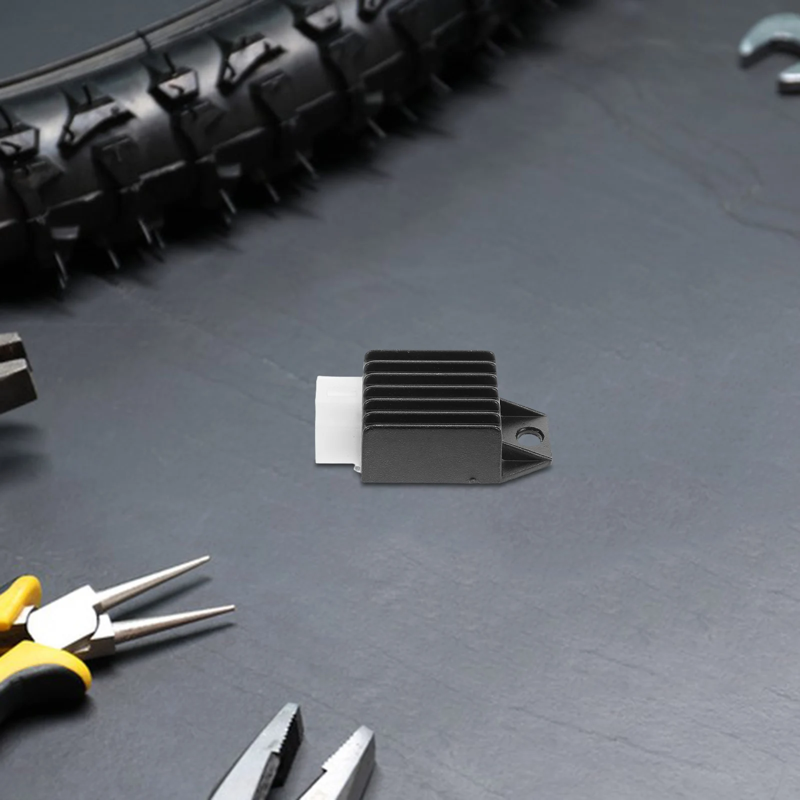 

Aluminum 4-Pin Half-Wave Regulator For Atv Dirt Bike Scooter Replacement Rectifiers Stable Current Output Reliable Regulator