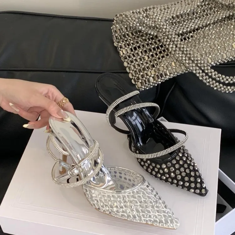 

Новые серебристо-черные модные сандалии со стразами и бусинами в сказочном стиле, милые девушки, банкет, свадьба, невеста, подружка невесты, туфли на высоком каблуке с перекрестными ремешками