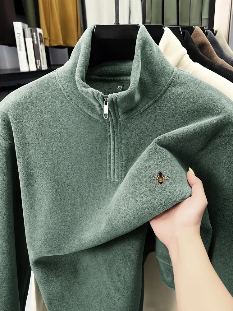 

Fashion bee embroidery men's new sports top luxury brand skin friendly warm plush comfort half zipper stand up collar pullover
