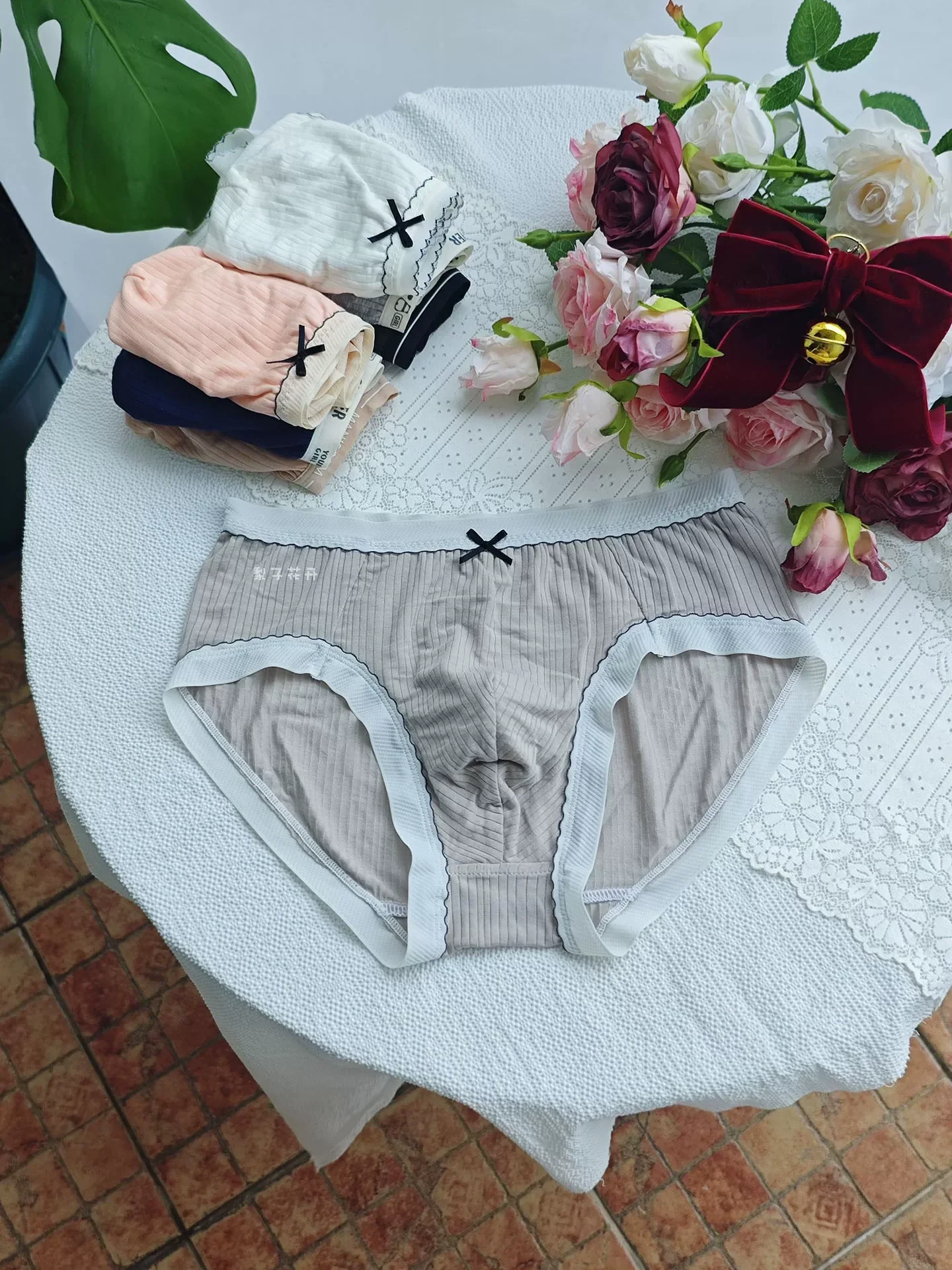 Handmade Man 100 Motal Soft Briefs Colors for Choices Plaid BF Gifts Run Pants Private FKK Party Swim
