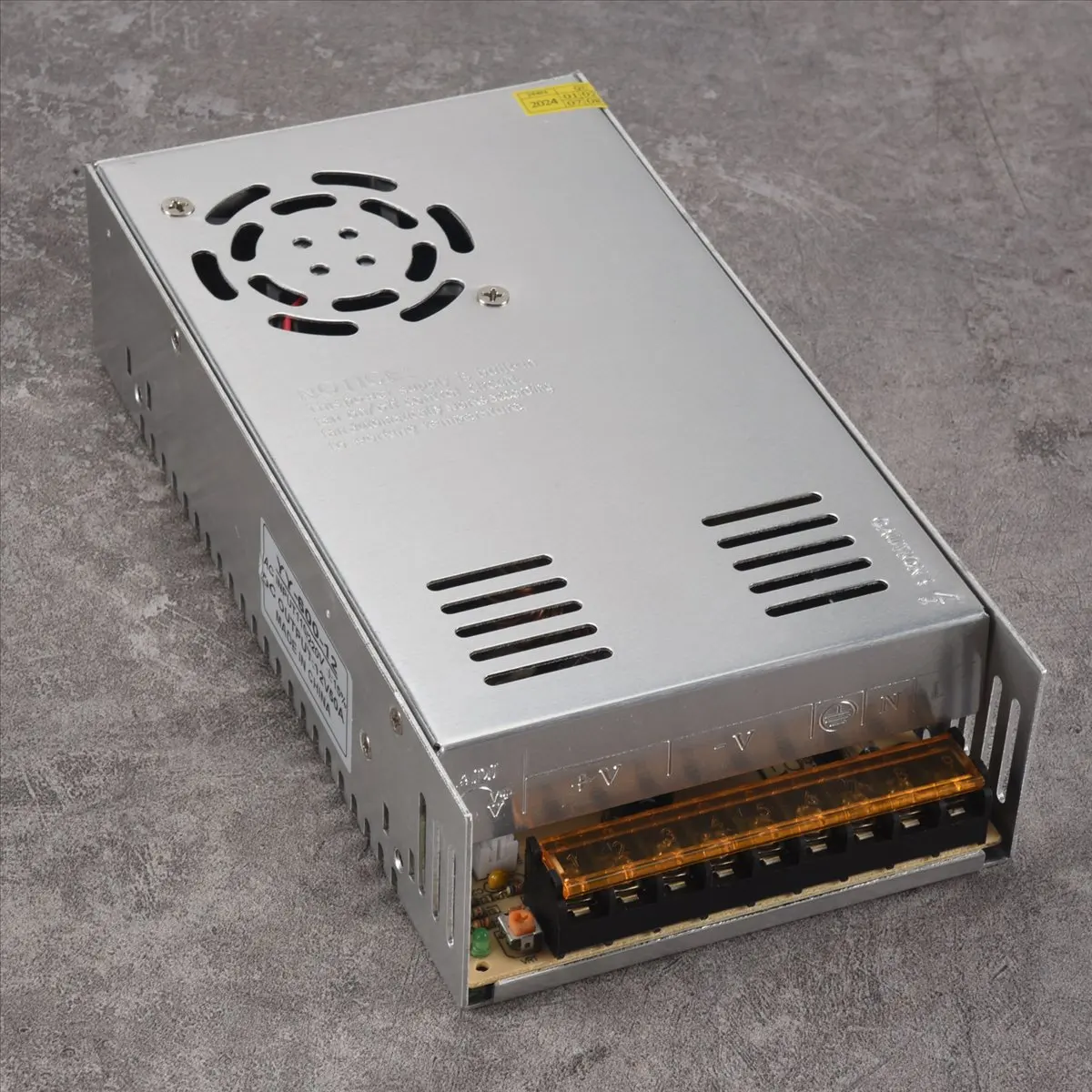wilwill 12V 50A 600W Switch Power Supply for Automation, Lamps, Instruments, Electric Power, Petroleum and Petrochemical, Etc