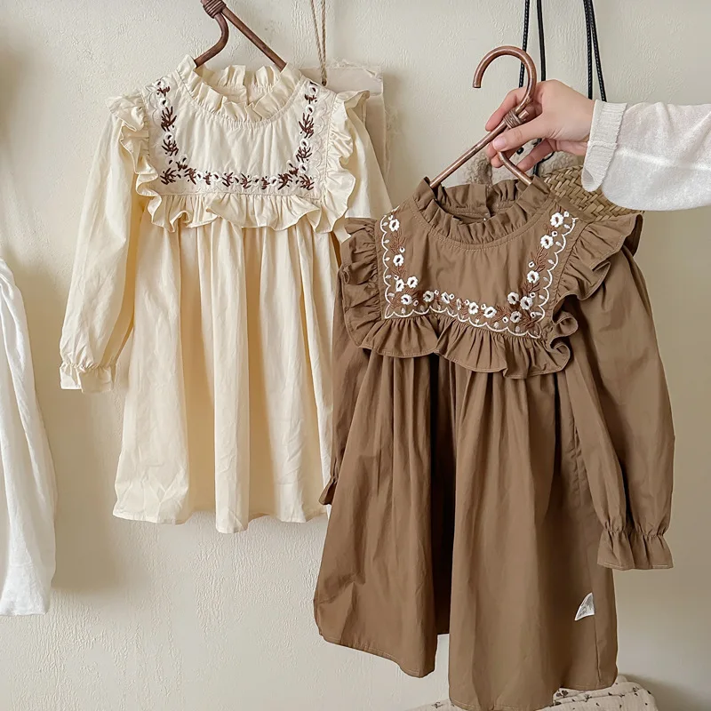 2024Autumn Girls Mori Style Vintage Flower Embroidered Stand Collar Flounce Long Sleeve Dress